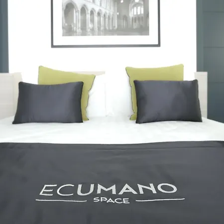 Ecumano Space Hotel Napels