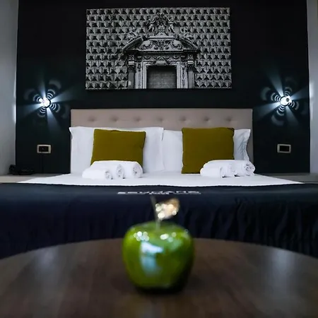 Hotell Ecumano Space 3*