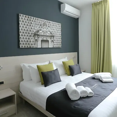 Hotell Ecumano Space 3*