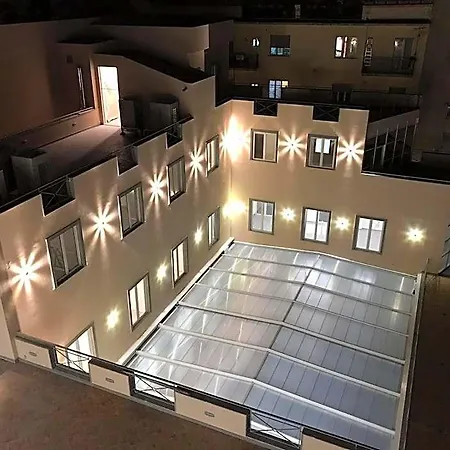 Ecumano Space Hotel Napels