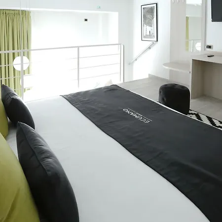 Ecumano Space Hotell Neapel