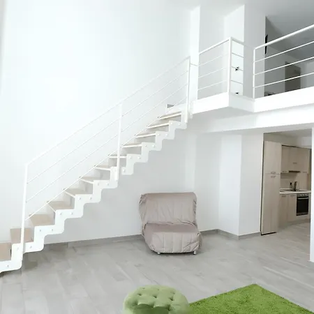 Hotell Ecumano Space