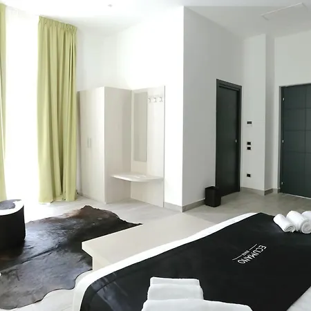 Ecumano Space Hotell Neapel