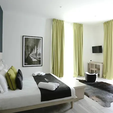 Hotell Ecumano Space Neapel