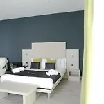 Ecumano Space نابولي