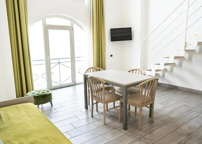 Hotel Ecumano Space 3*